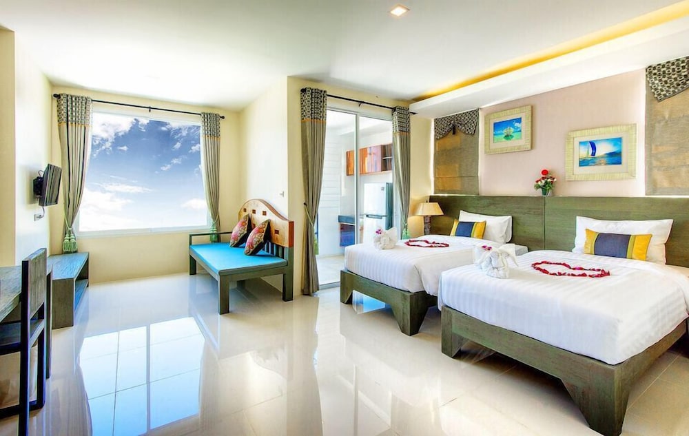Deluxe Twin Room - Photo 1