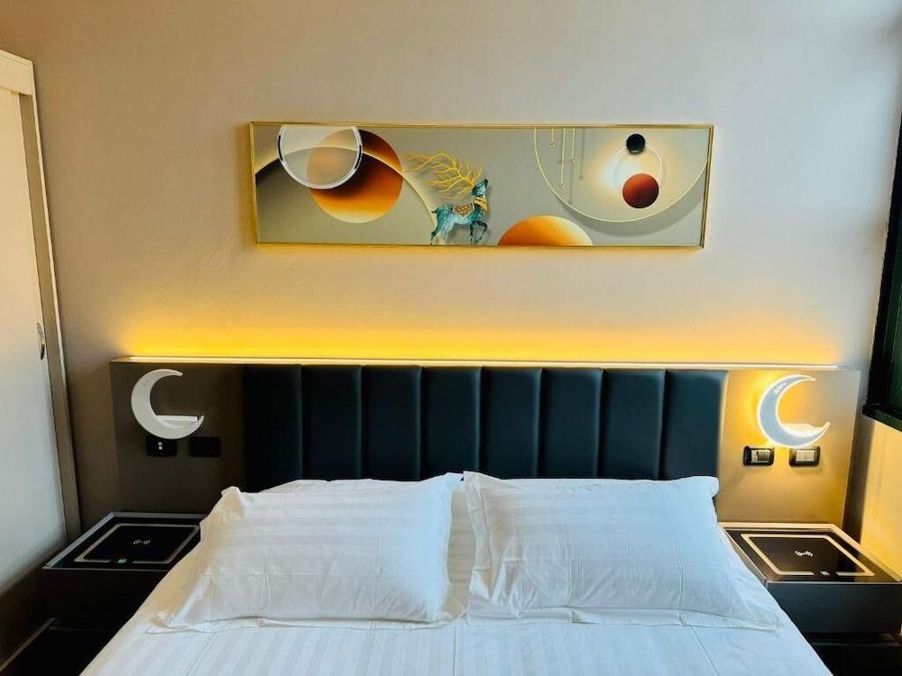 Single Room photo 1
