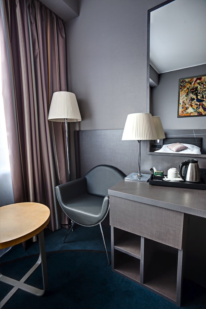 Standard Twin Room, 2 Twin Beds - Photo 5