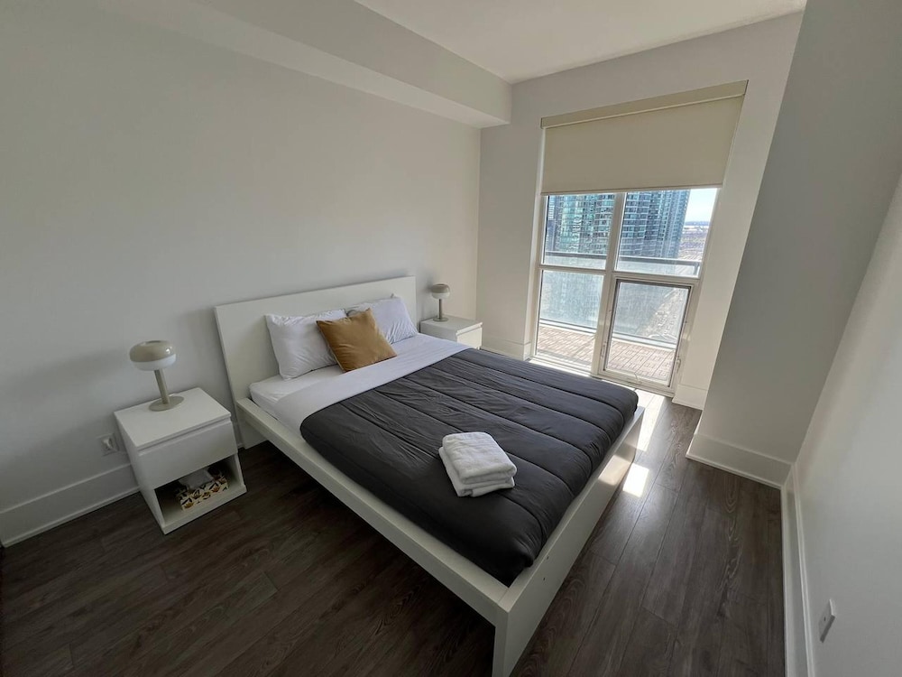 Exclusive Apartment, Multiple Beds, City View