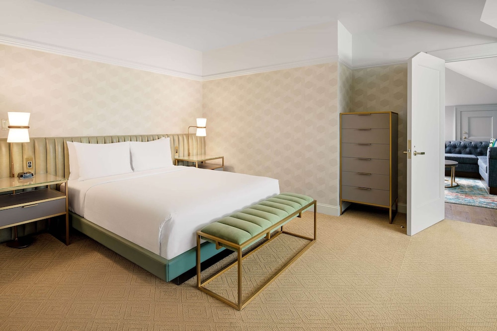 Suite, 1 Bedroom, Accessible (Roll-In Shower) photo 2