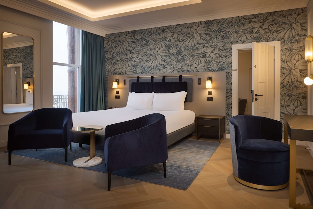 Suite, 1 King Bed, Balcony (Topland) photo 3