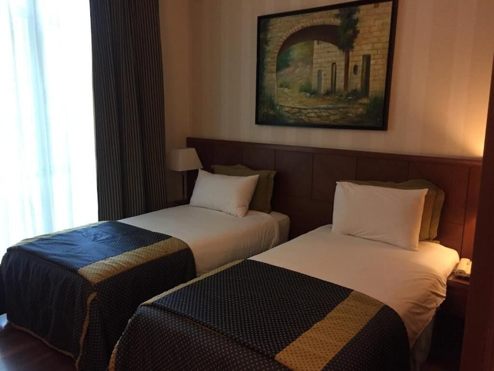 King Suite photo 3