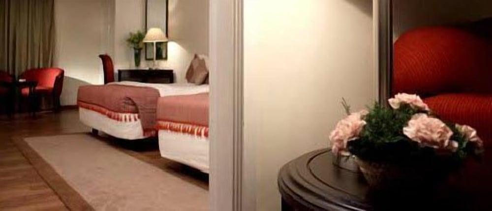 Premium Room - Photo 7