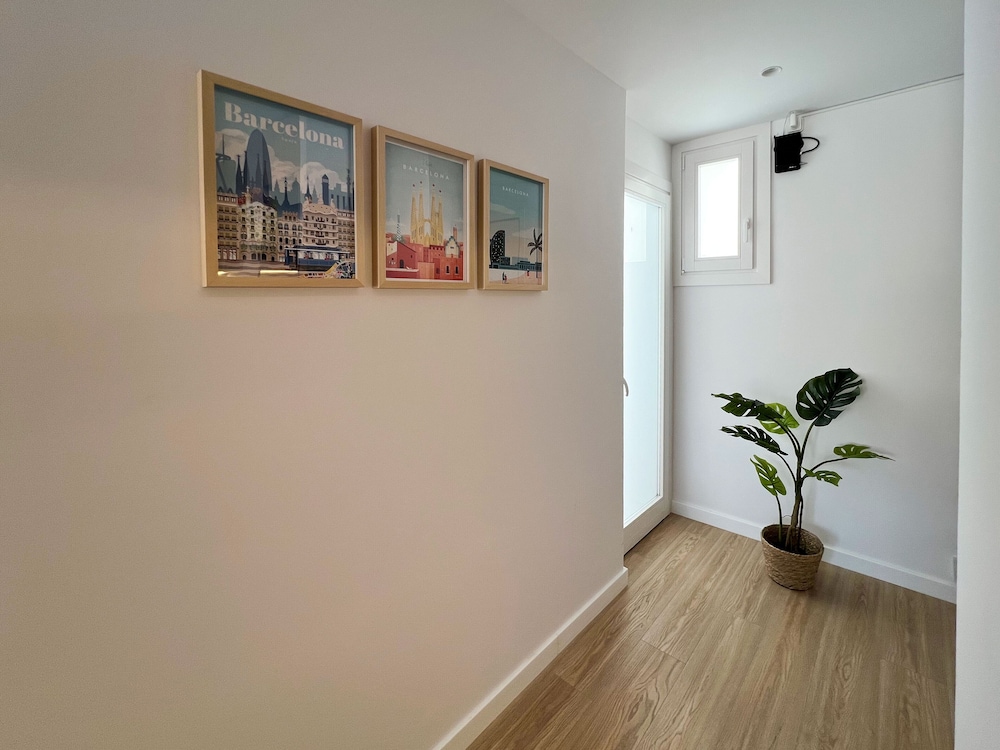 Apartment (2 Bedrooms) photo 3