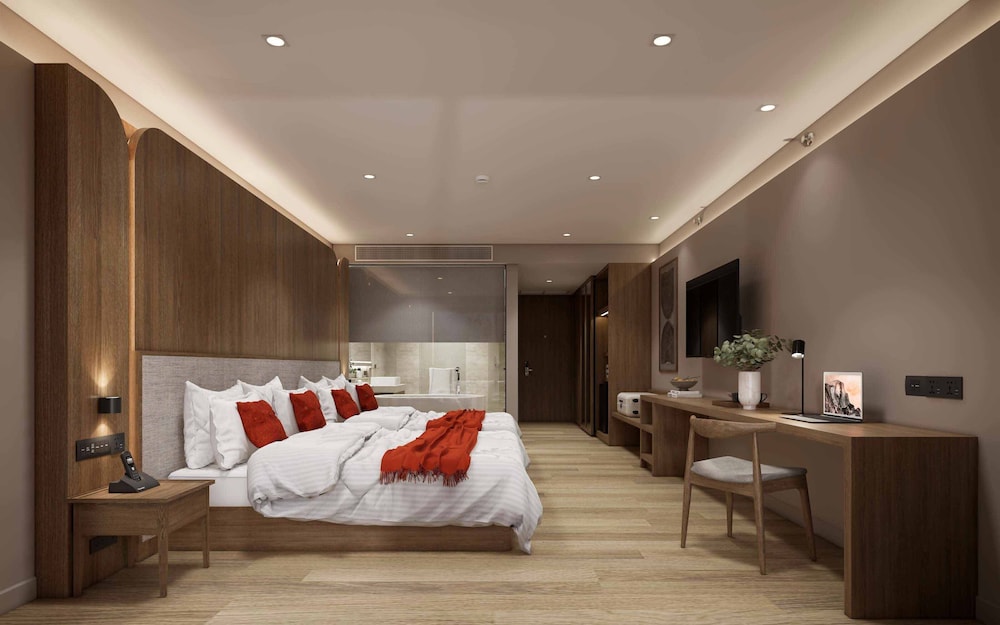 Deluxe Room, 2 Queen Beds, Jet Tub - Photo 2