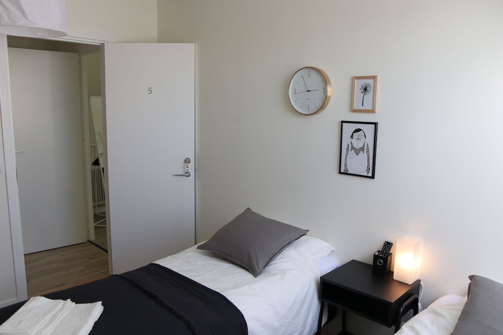 Classic Double Room, Non Smoking photo 3