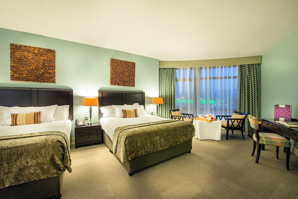 Signature Twin Room