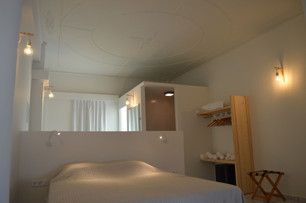 Honeymoon Suite photo 1