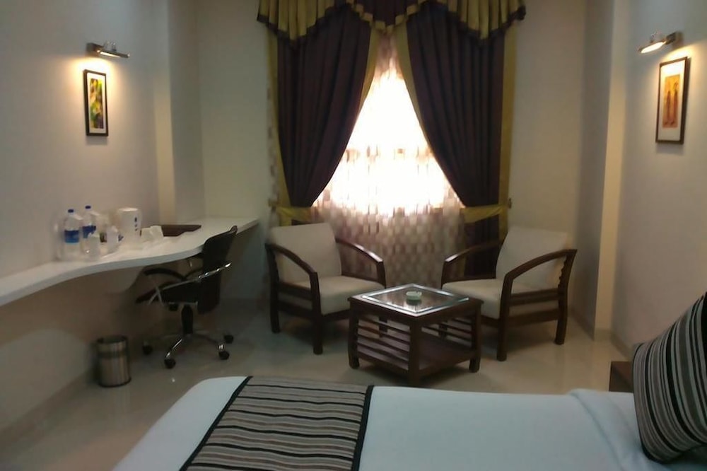 Luxury Double Room, 1 King Bed photo 2