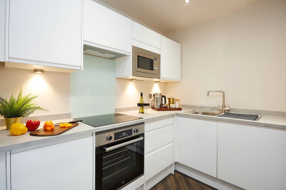 Superior Suite - Photo 5