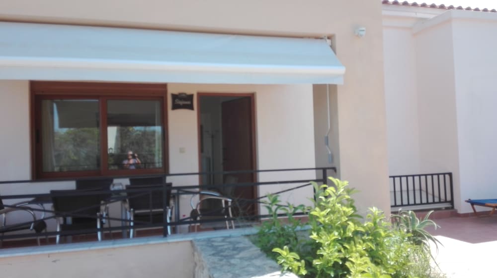 Panoramic Villa, Multiple Beds, Smoking, Sea View photo 3
