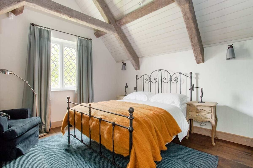 House (5 Bedrooms) photo 2