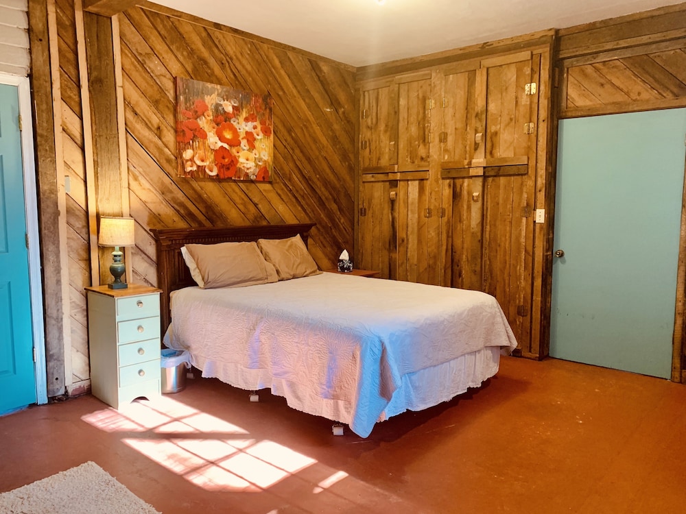 Superior Suite, 2 Bedrooms, Mountain View photo 3