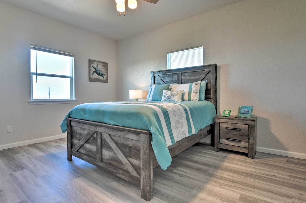 House (4 Bedrooms) photo 2