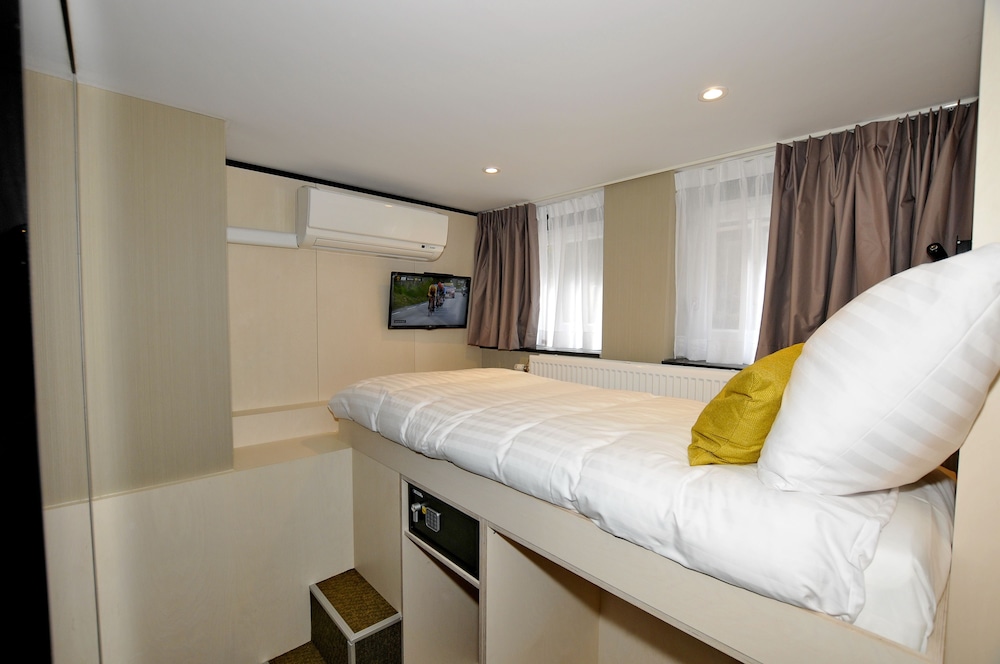 Economy Single Room