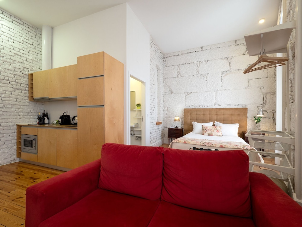 Deluxe Loft, 1 Double Bed, Lanai, Garden View photo 2