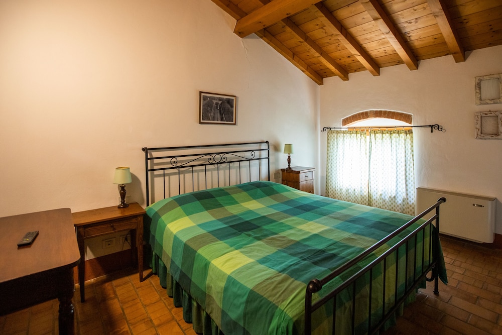 Double or Twin Room photo 3