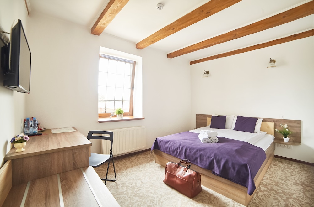 Double Room, 1 King Bed photo 1