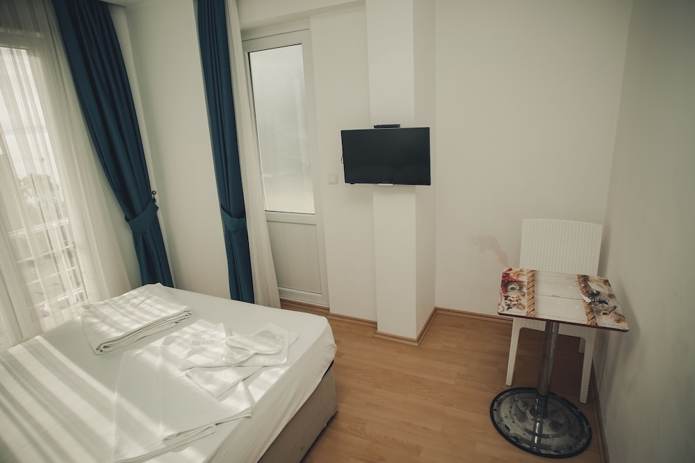 Standard Room, Beach View photo 3
