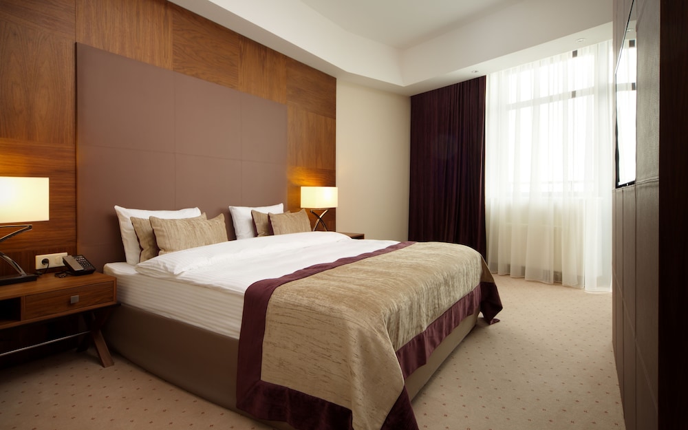 Suite, 1 Bedroom photo 1