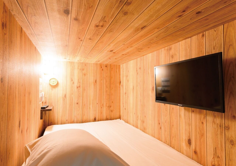 SaunaConceptCabin-Lower Lvl,Non Smoking[MenOnly]Includes a ¥1500 coupon redeemable at the restaurant