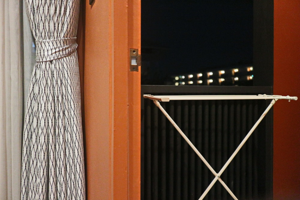 Studio - Photo 15