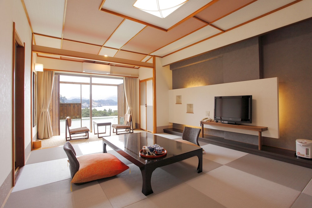 Japanese 10 Tatami-mats with Private Open-air Bath, 4F Balcony, Half Board, Non-Smoking photo 3