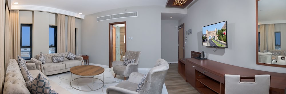 Executive Studio Suite - Photo 3