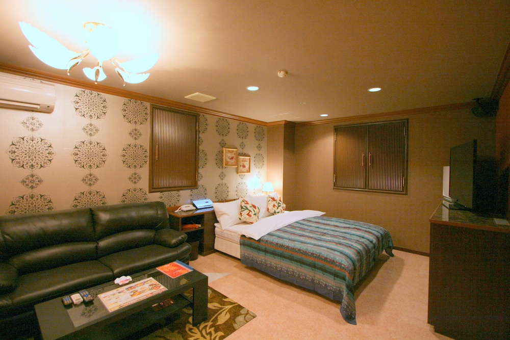 (33sqm) Deluxe Double Room photo 3