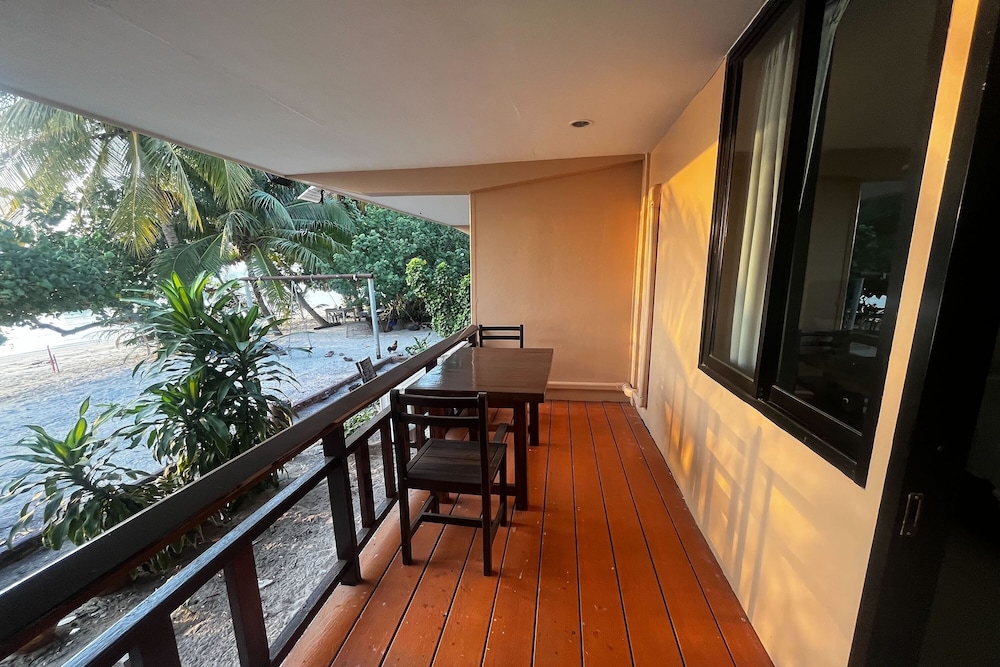 Standard Double Room, Sea View - Photo 17