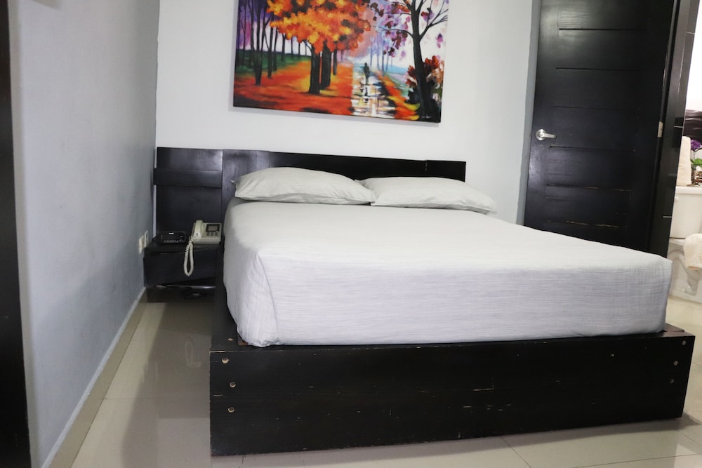 Standard Double Room, 1 Queen Bed photo 2