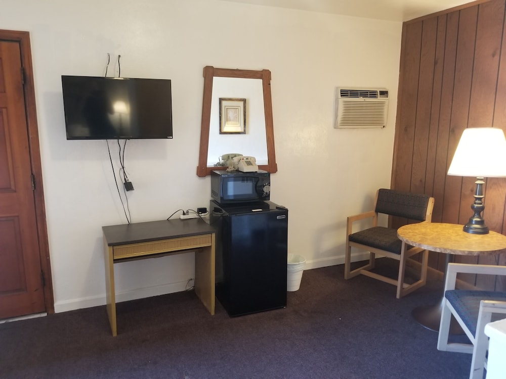 Basic Single Room photo 2