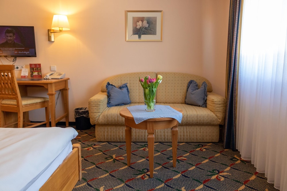 Comfort Room - Photo 6
