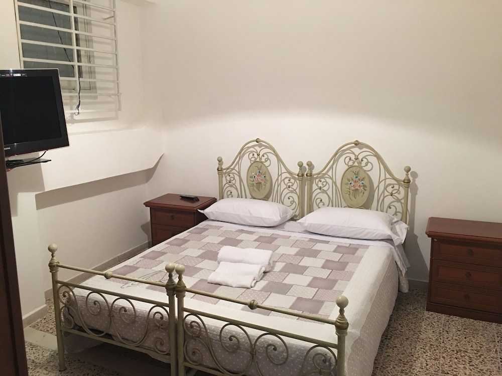 Double Room, Shared Bathroom