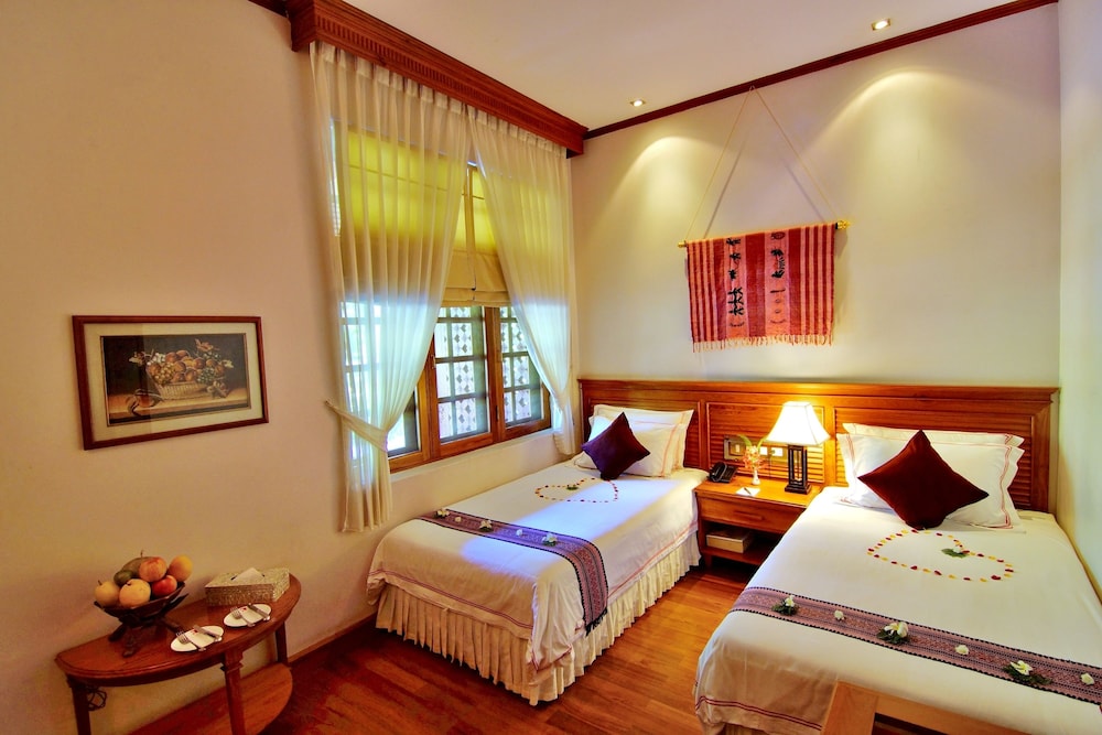 Romantic Suite, 1 Bedroom, Garden View (Chin) photo 3