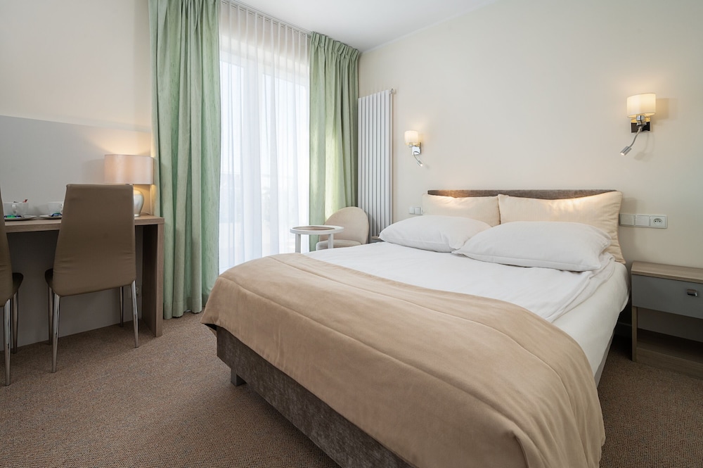 Deluxe Double Room photo 2