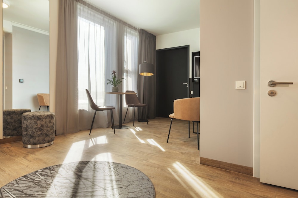 Premium Room, 1 Queen Bed with Sofa bed (Up to 3 Adults) - Photo 6