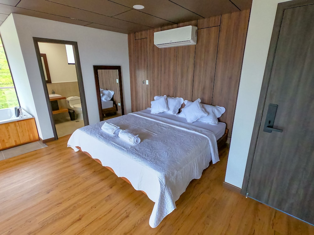 Suite photo 1