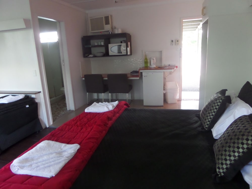Family Studio, 1 Bedroom, Non Smoking, Kitchenette photo 3
