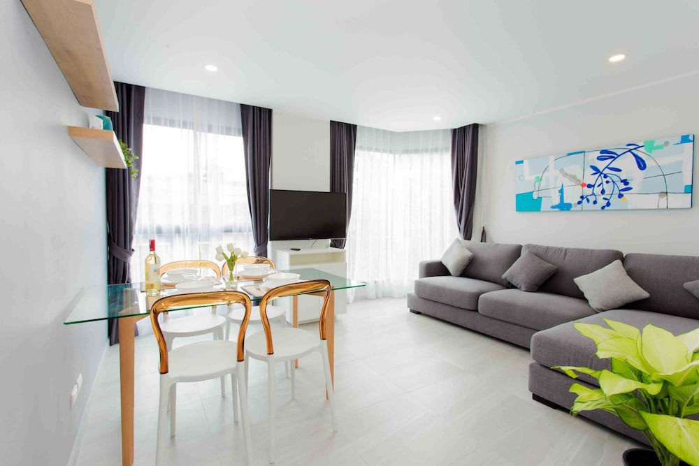 Exclusive Apartment photo 1