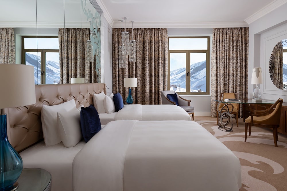 Deluxe Room, Smoking, Resort View