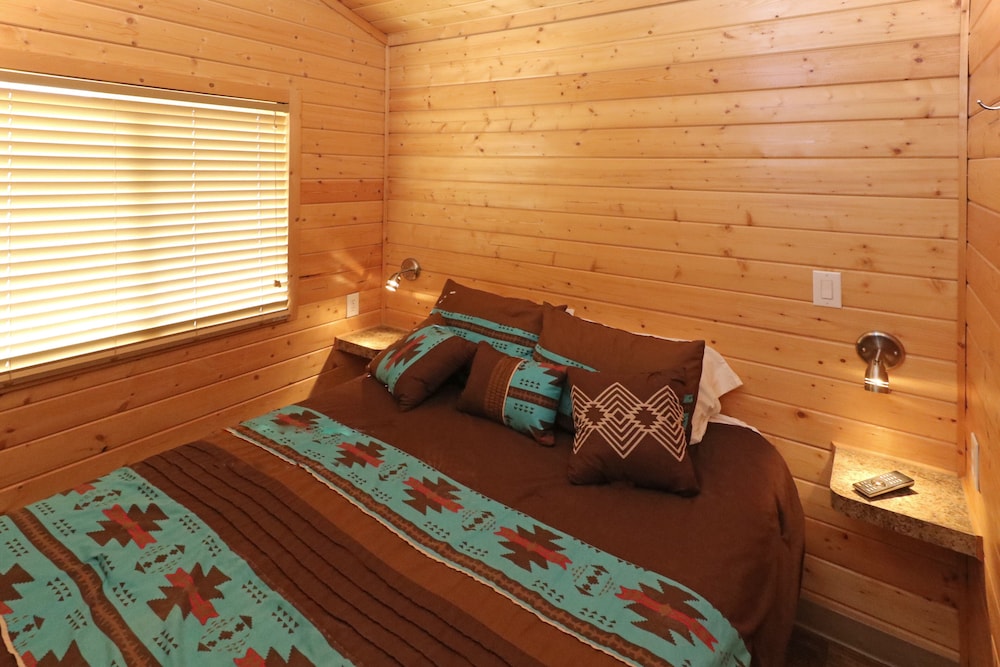 Cottage, Kitchen (Cottage Pinyon Pine) photo 1