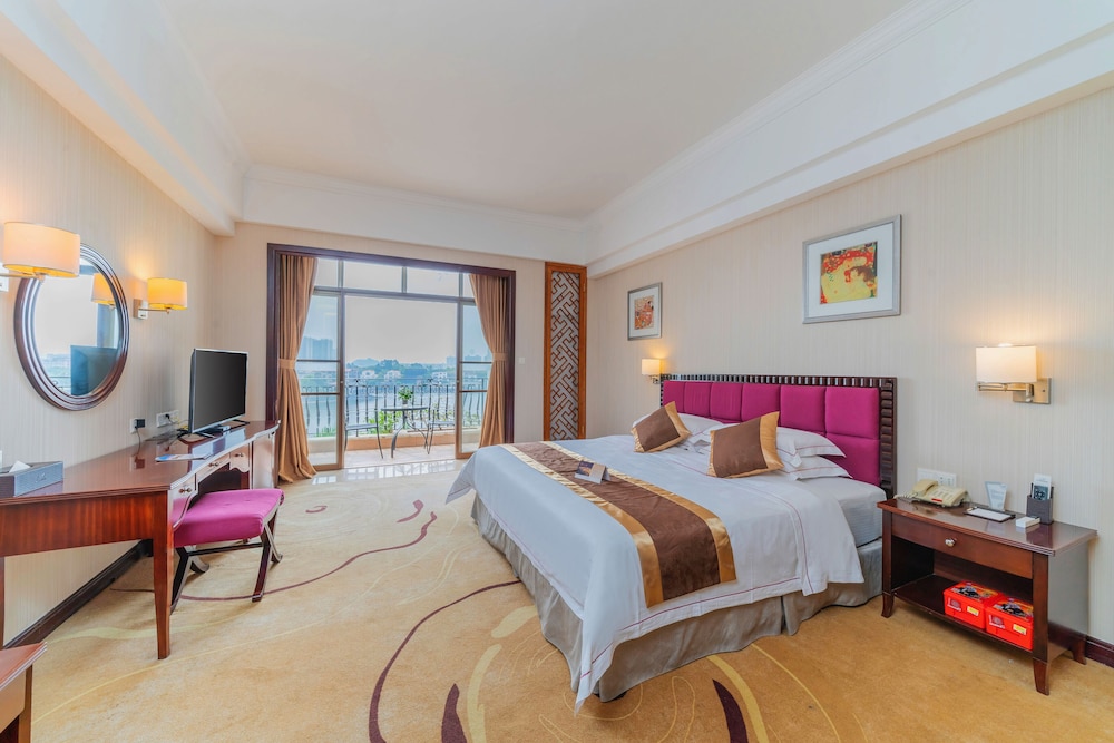 Superior Suite photo 1