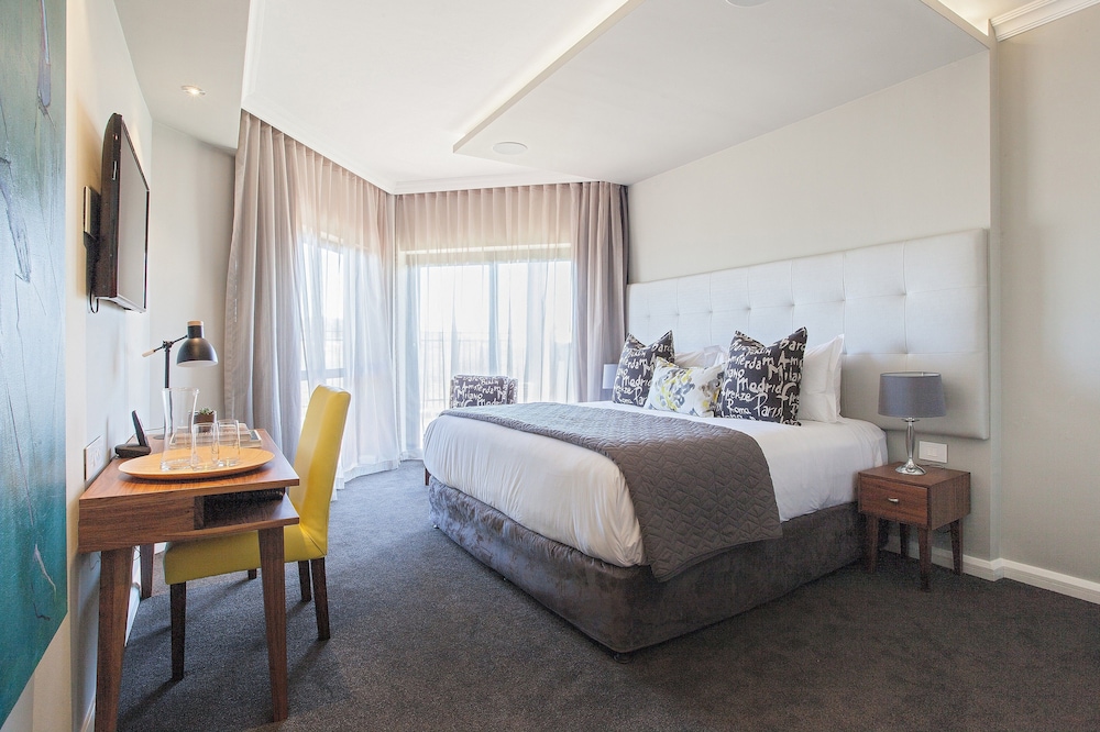 Deluxe Double or Twin Room photo 3