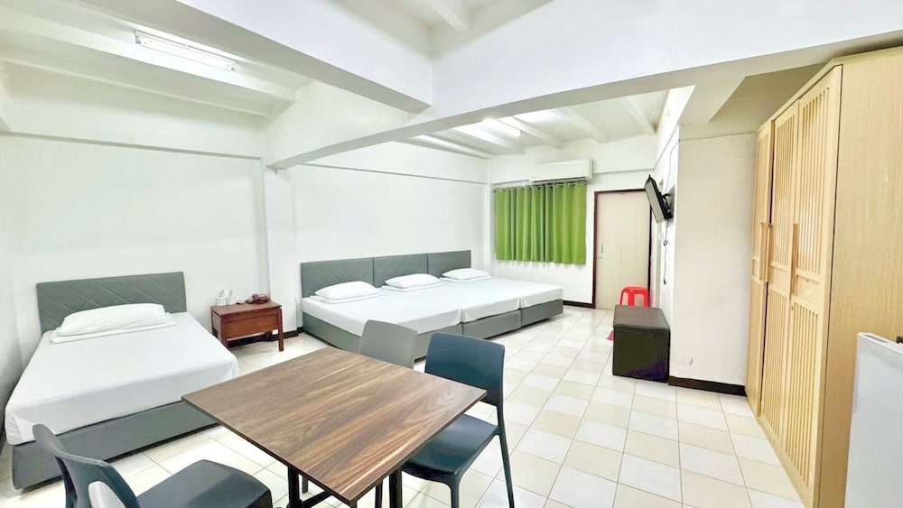 Basic Quadruple Room, Multiple Beds, Balcony, City View