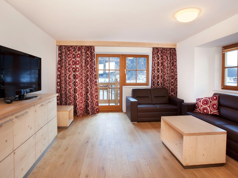 Luxury Apartment, 3 Bedrooms photo 3