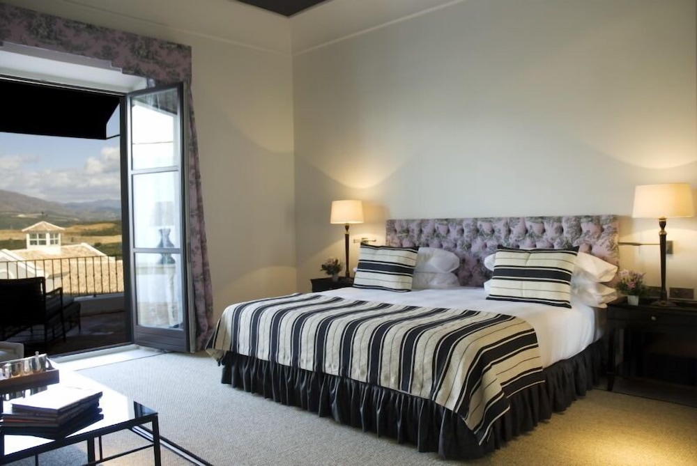Junior Suite con Vista a la Montaña y Acceso al Spa
