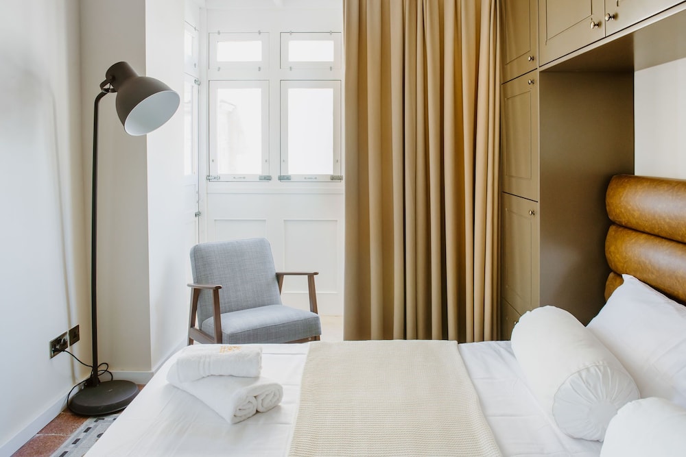Deluxe Apartment, 1 Bedroom, Partial Sea View (Ruby)