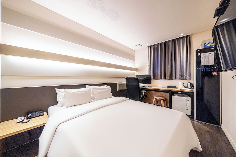 Deluxe Double Room photo 2